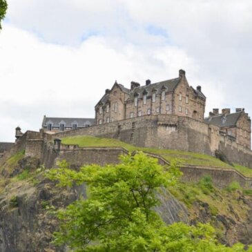Η Σκωτία ενέκρινε το νομοσχέδιο για την επιβολή τέλους στους επισκέπτες που επιτρέπει στις πόλεις να φορολογούν τους τουρίστες το 2026